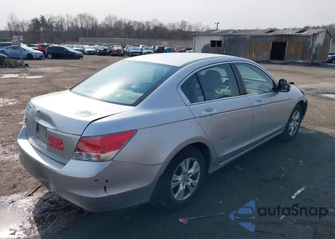 2010 Honda Accord 2.4 Lx-P z USA, uszkodzony, nr VIN 1HGCP2F4XAA087899